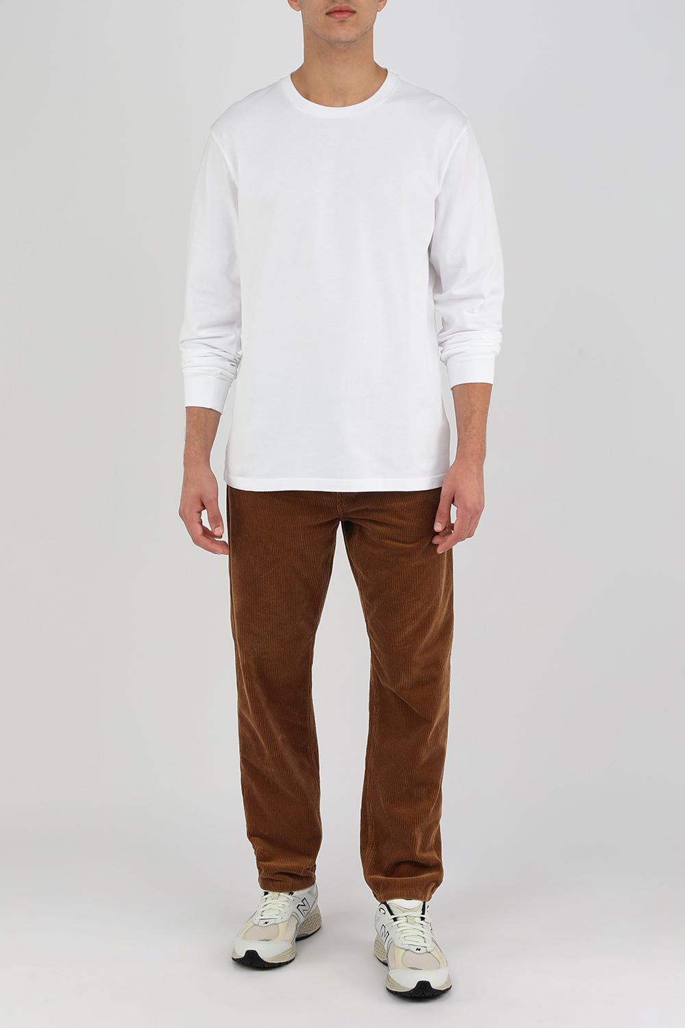 מכנסי ג'ינס קורדרוי בגוון חום